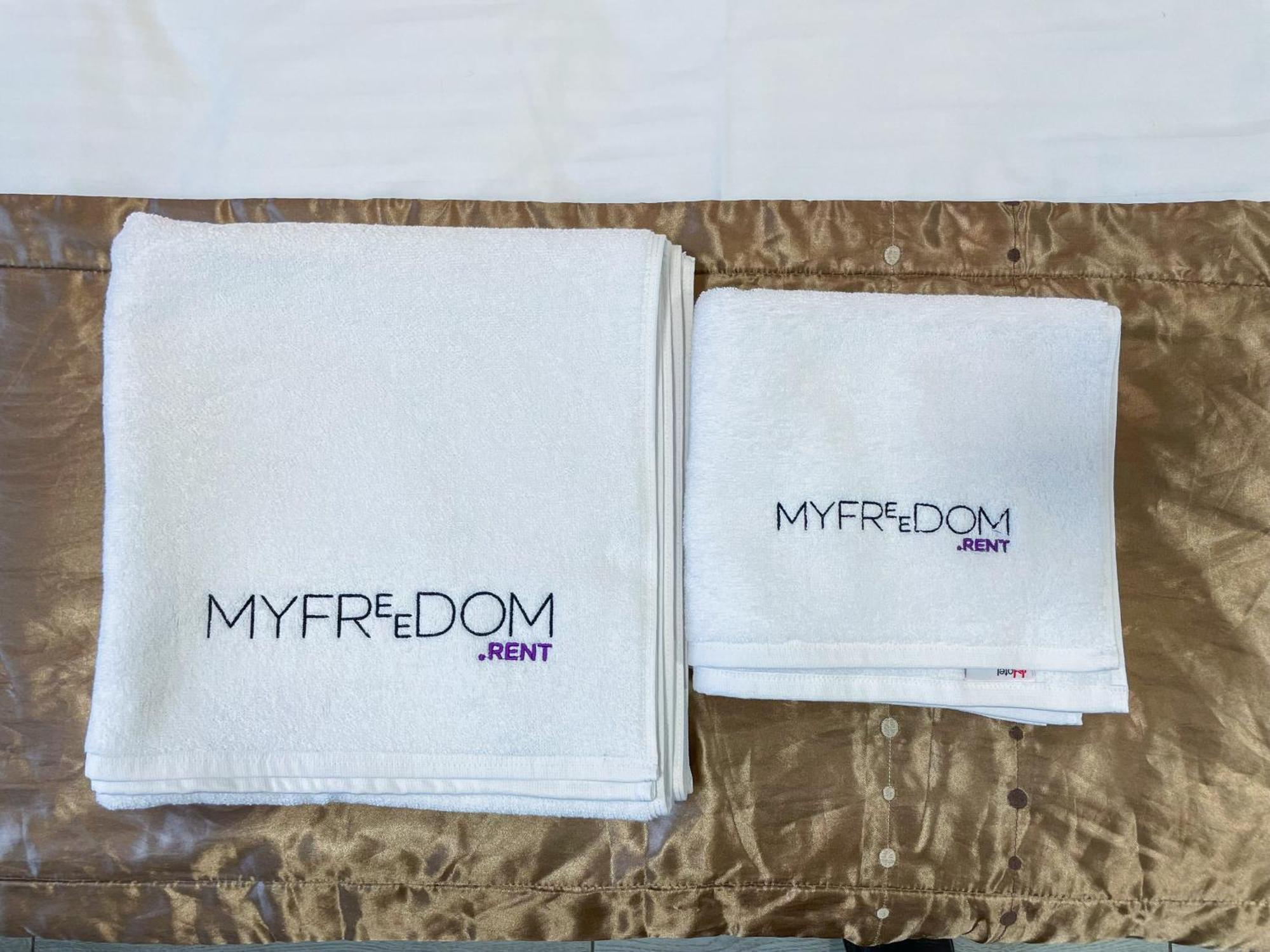 Myfreedom Апартаменти Метро Кловська, Військовий Госпіталь Kiew Exterior foto